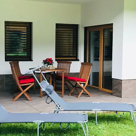 Apartment Neuhausliving