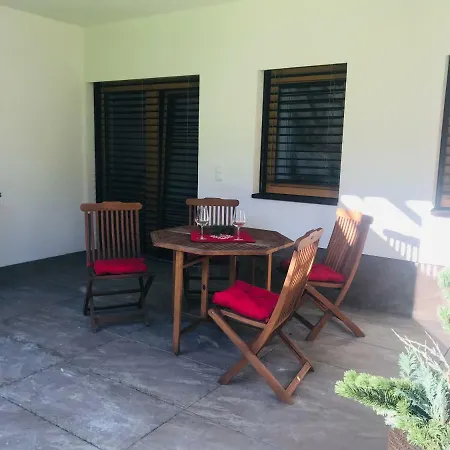 Neuhausliving Διαμέρισμα *